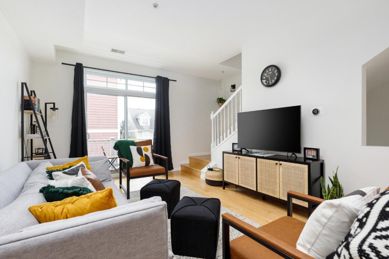 Midtown Modern - Urban Condo Walkable To Bars And Beach Traverse City Dış mekan fotoğraf